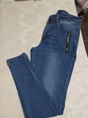 Classic Blue Women's Slim Jeans